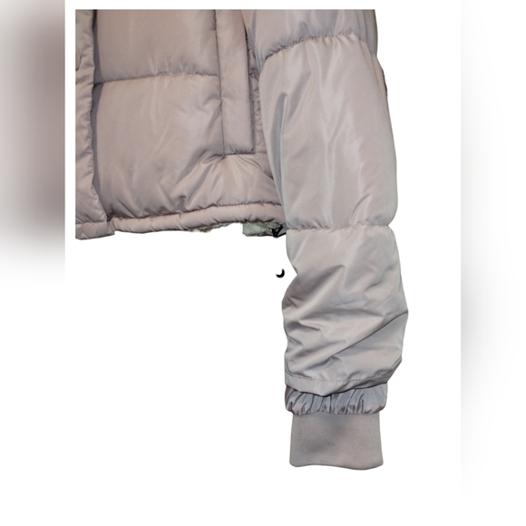 NWT Urban Outfitters Pink Puffer size large - Picture 4 of 11